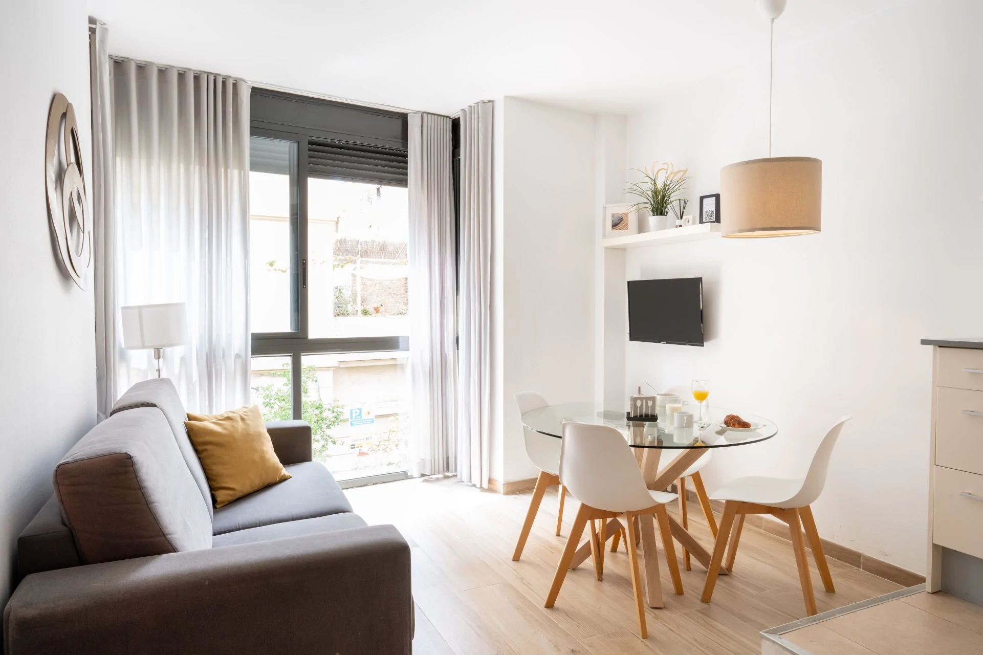 Bright and modern living room in Poblenou, Barcelona